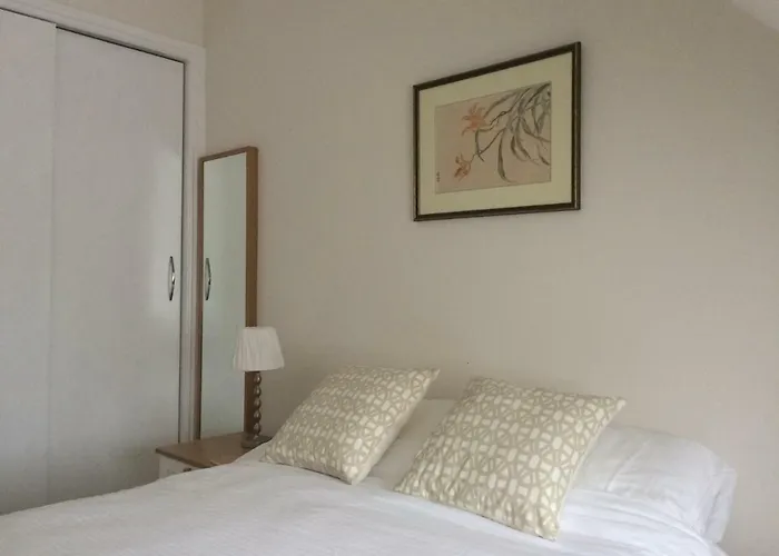 Brockenhurst Apartments